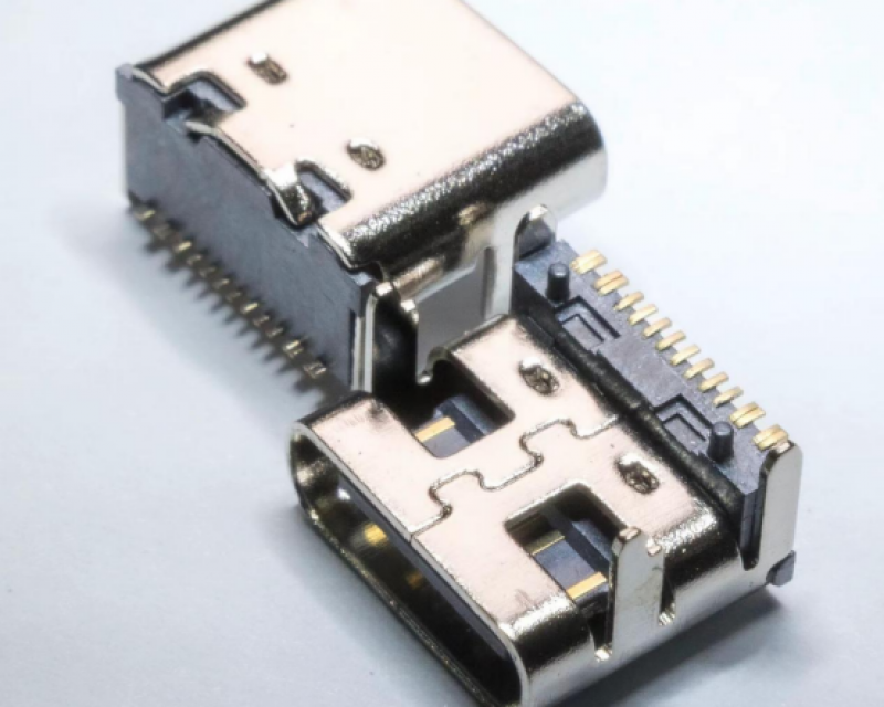 TYPE-C16PIN板上无弹（四脚插板）垫高1.0MM